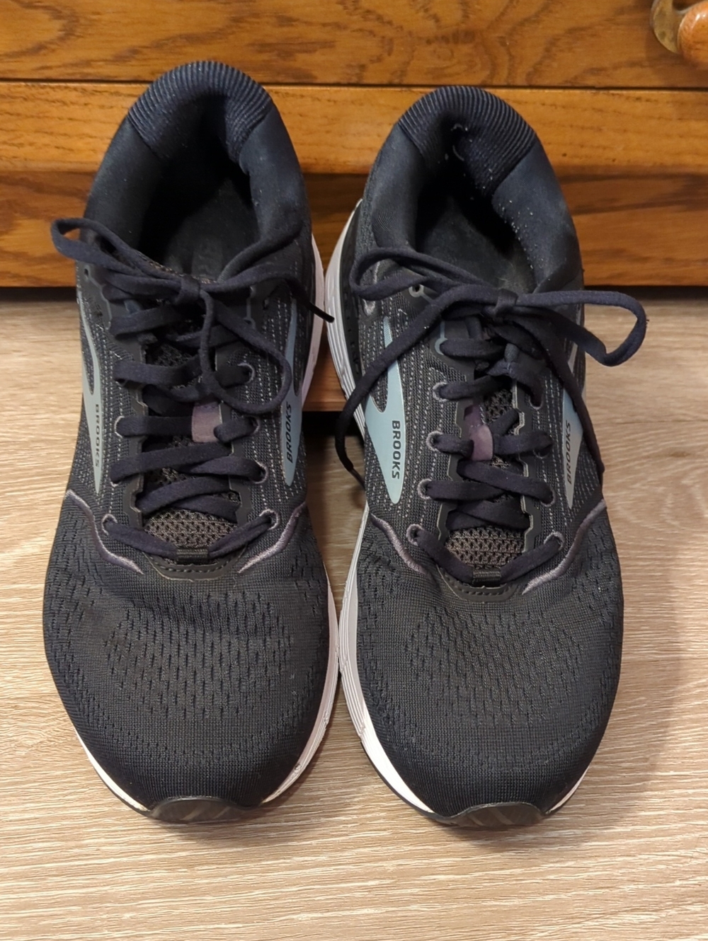 Brooks Beast 20 Men's Running Shoes Size 11 Black Support Sneakers